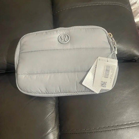 Lululemon Athletica Light Gray Pouch 9” X 6” large - Picture 12 of 12